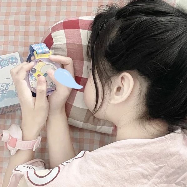 美女照片手机挡脸头像_美女照片背影侧面唯美