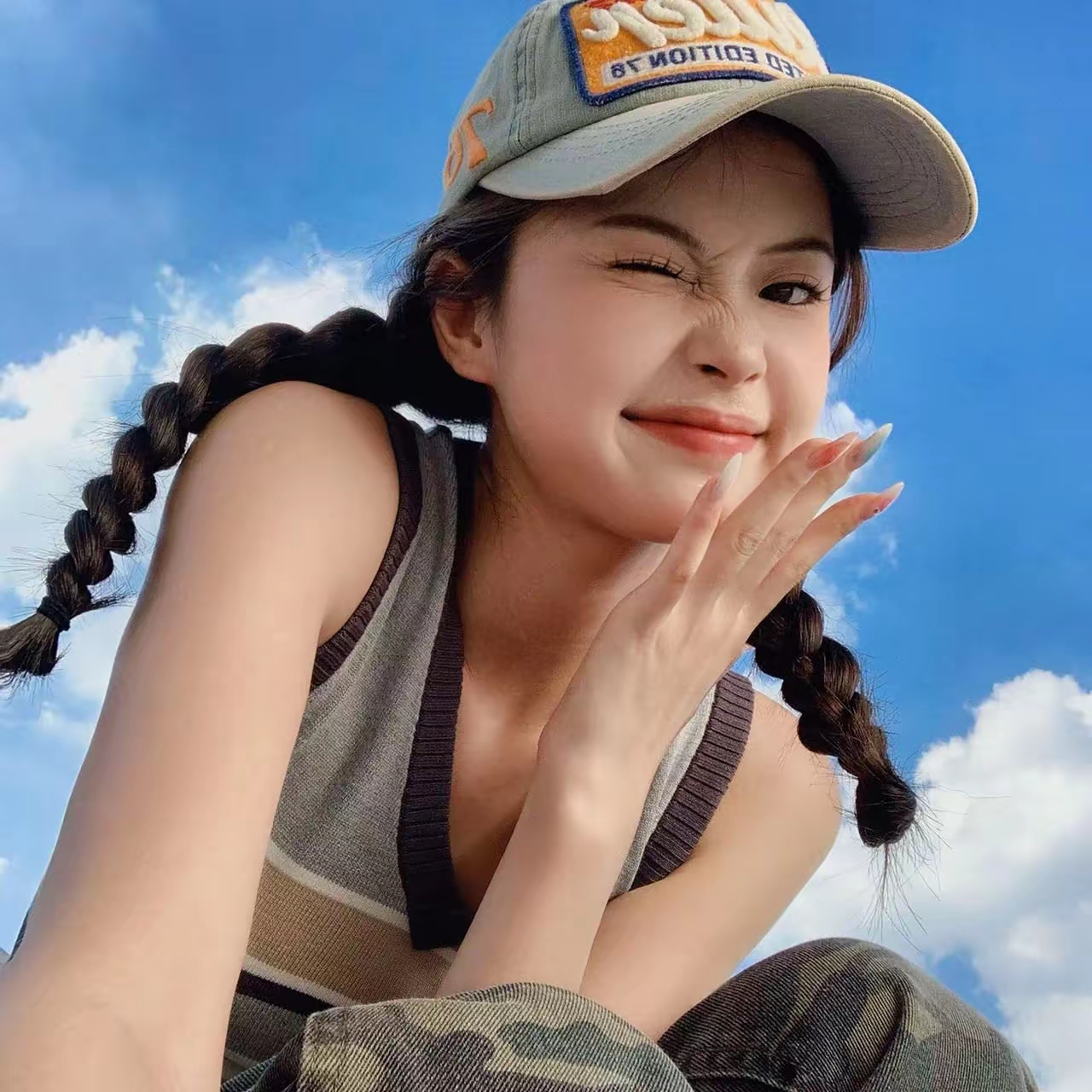 美女头像甜美可爱_美女高雅造型