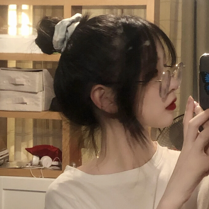 美女壁纸女_美女头像甜美
