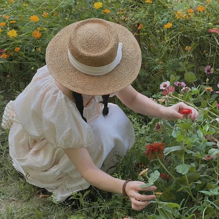 美女壁纸风景_美女图片微信头像