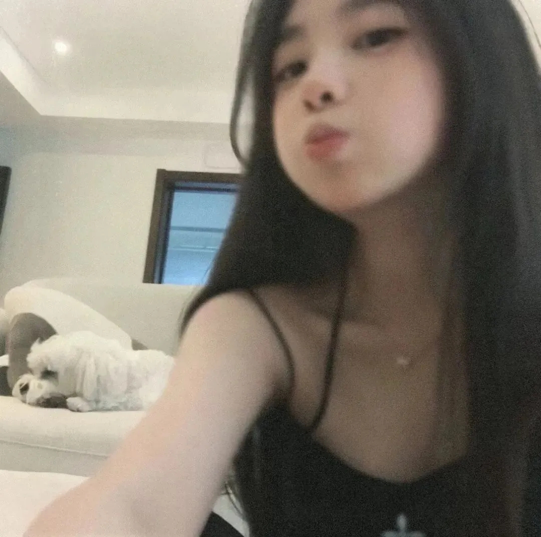 美女壁纸手机壁纸_美女头像真实