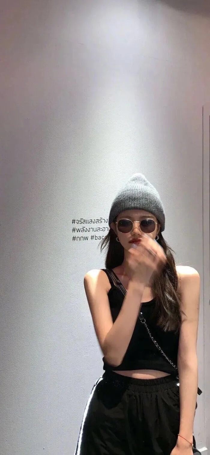美女头像真人侧脸_美女壁纸手机壁纸