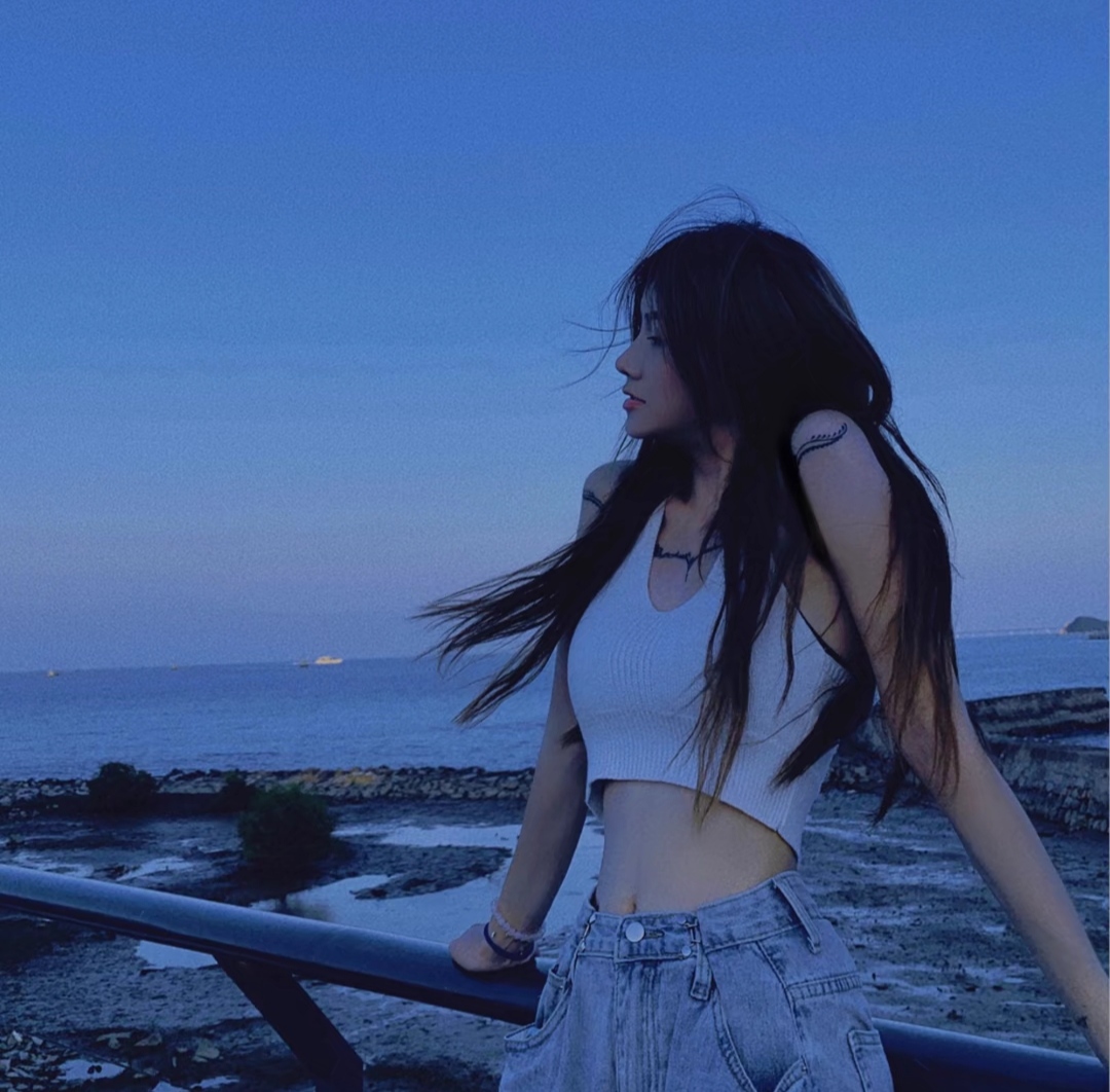 美女头像甜美_美女壁纸图片2025最新款