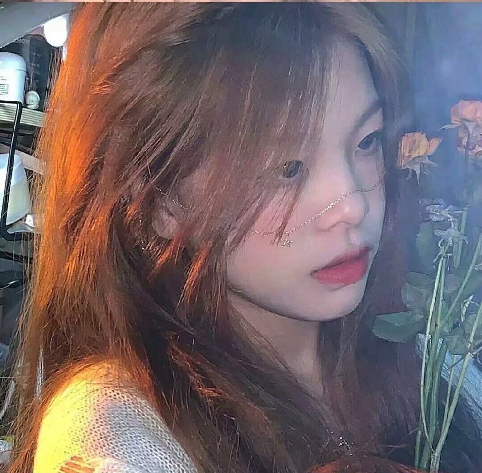 美女照片背影侧面唯美_美女壁纸