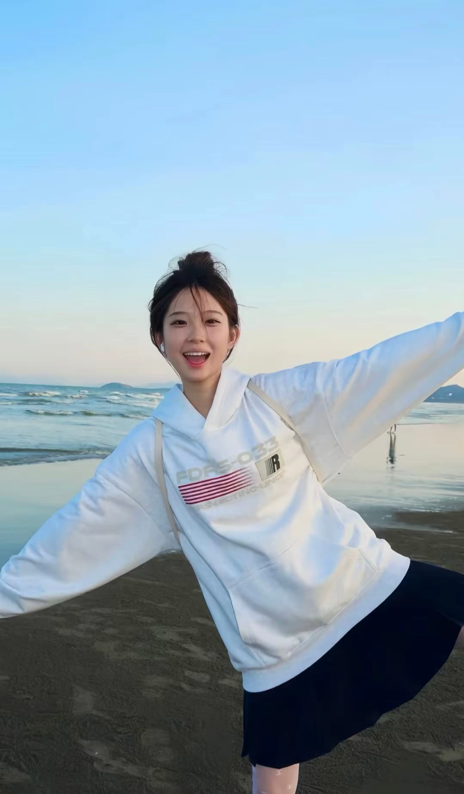 美女照片背影侧面_美女壁纸手机壁纸高清