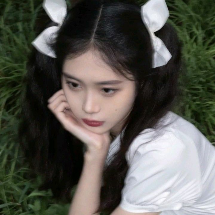 美女高雅造型_美女头像甜美