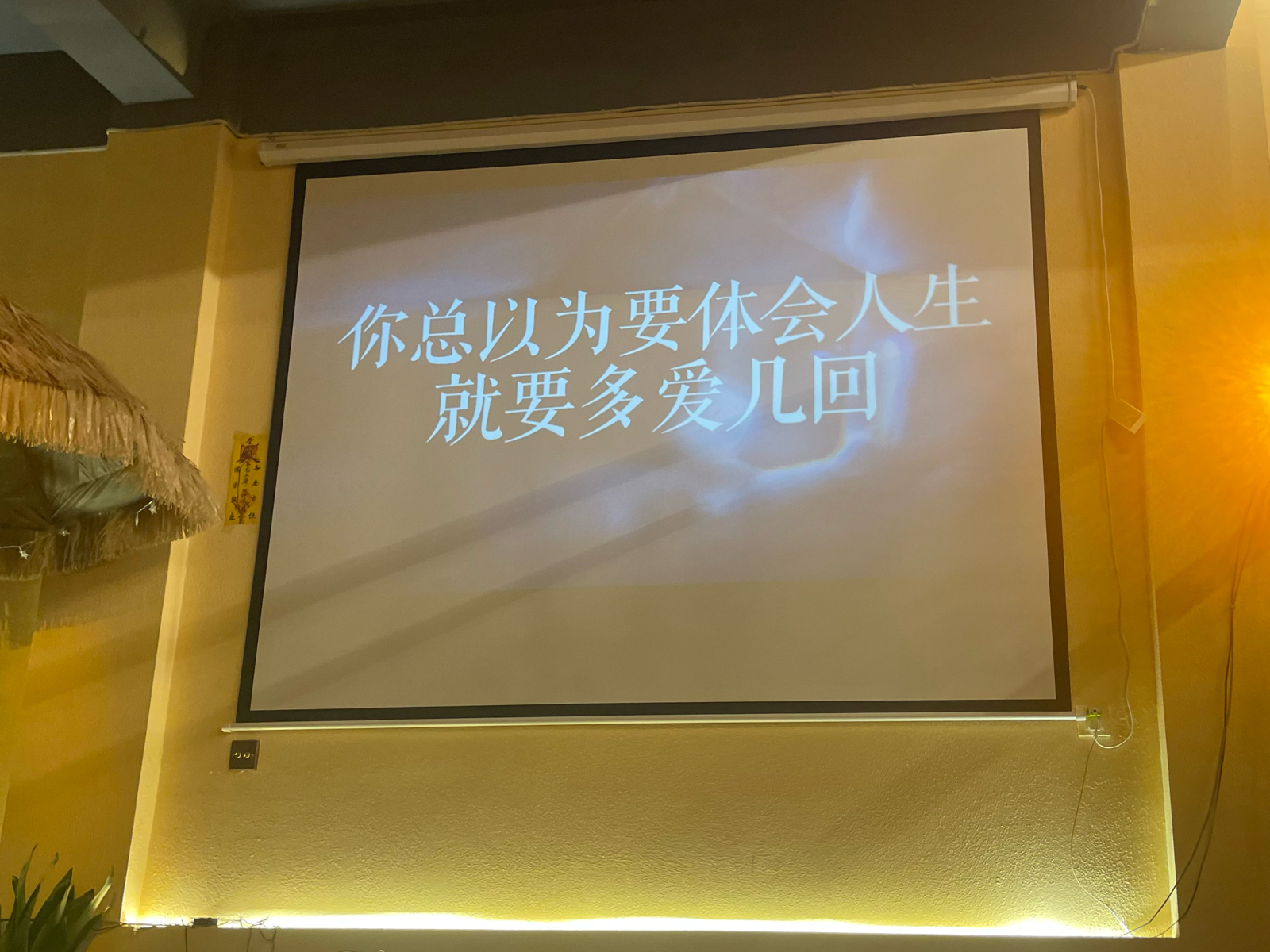 美女壁纸电脑桌面氛围感_美女壁纸桌面2k