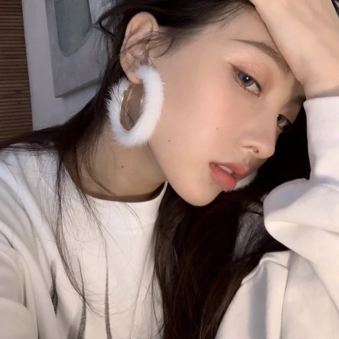 美女壁纸手机壁纸_美女图片微信头像真人