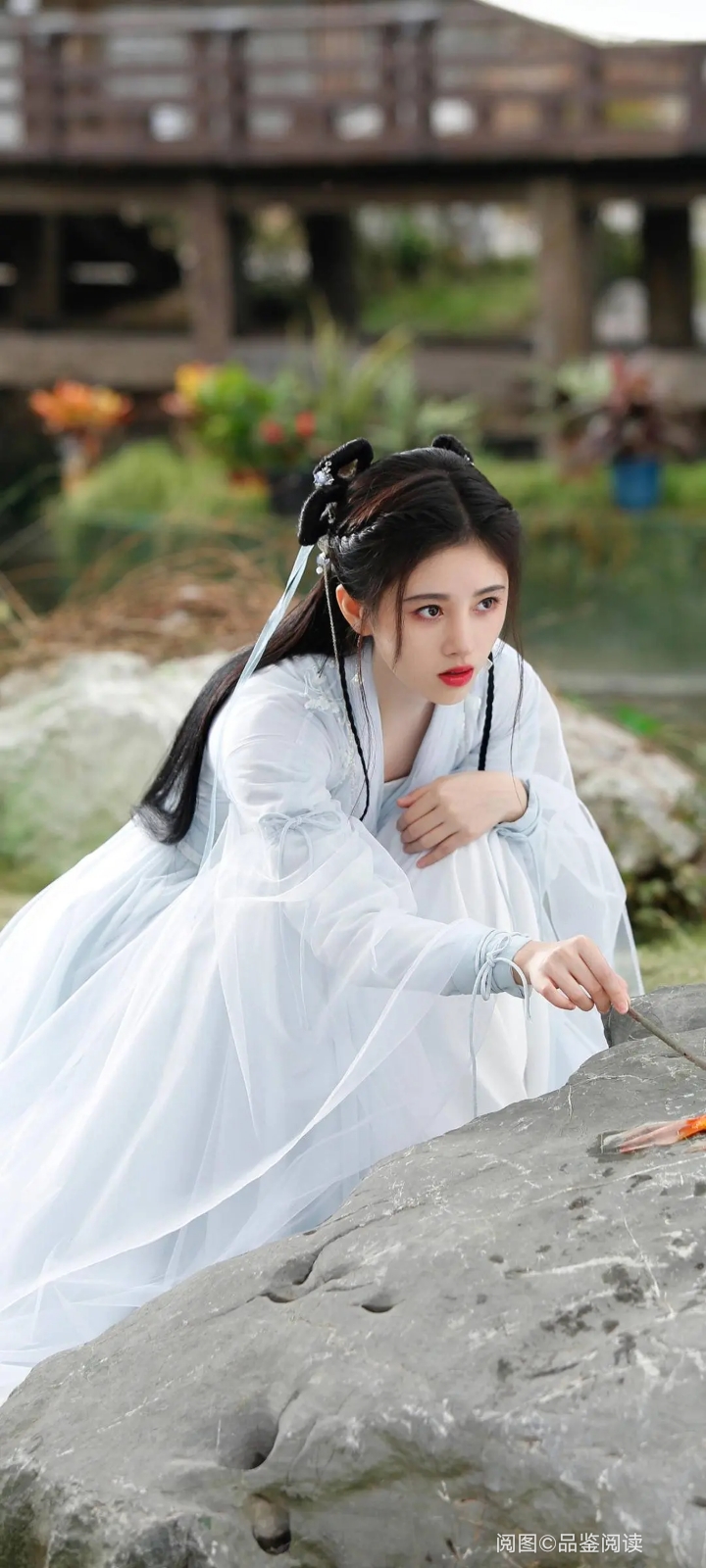 美女头像真人很吸引人_美女壁纸风景