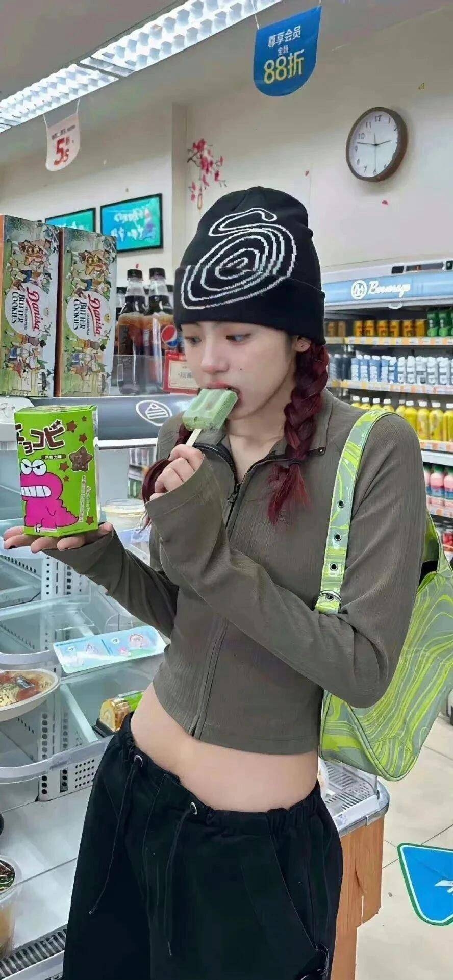 美女图片微信头像_美女壁纸锁屏