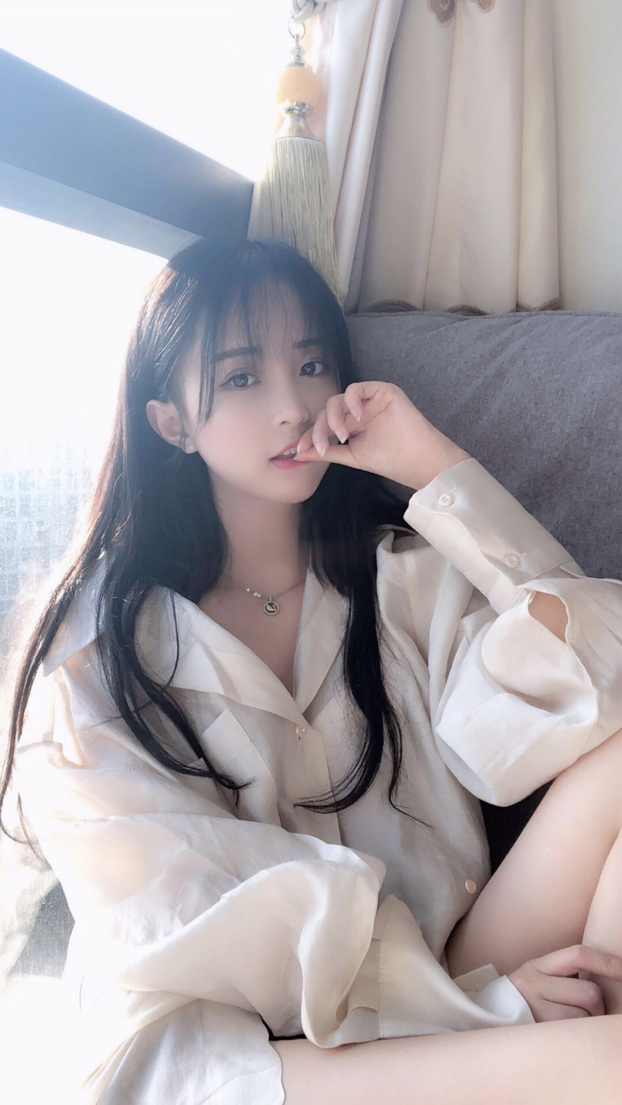 美女图片微信头像_美女高雅造型
