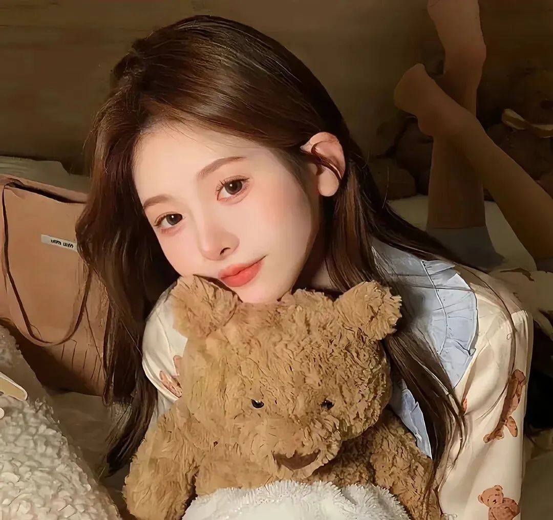 美女图片微信头像侧脸_美女自拍