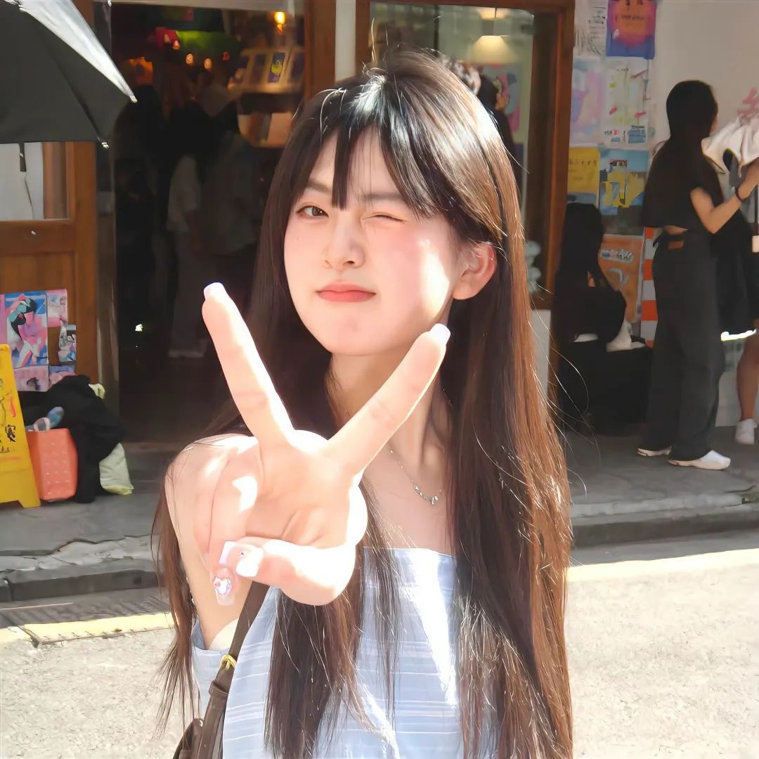 美女照片头像霸气_美女高雅造型
