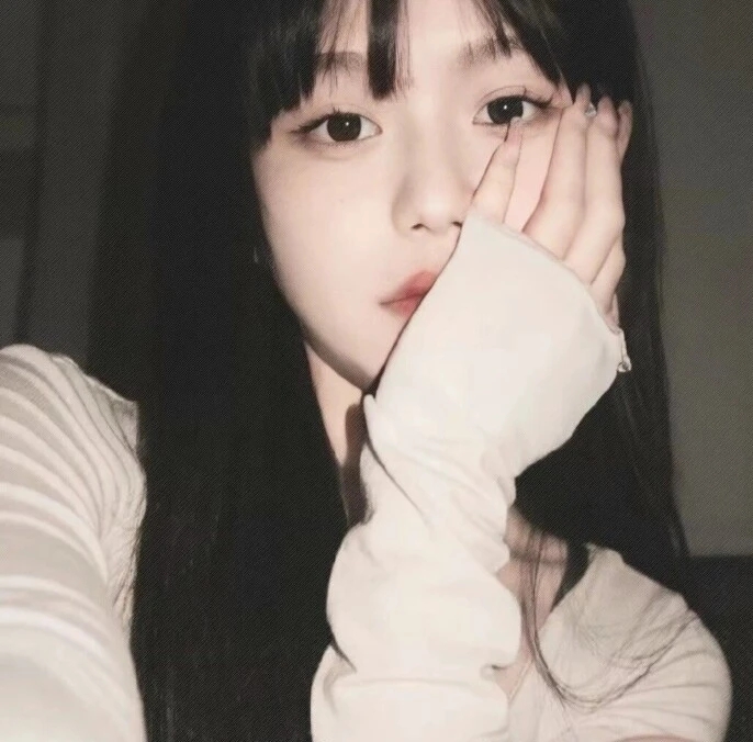 美女高雅造型_美女壁纸手机壁纸