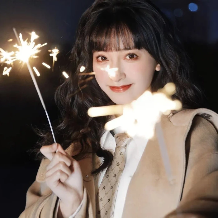 美女头像真人侧脸_美女图片微信头像