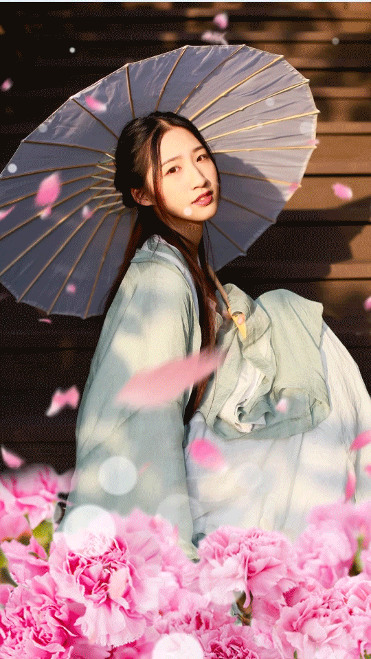 享受自由的年轻女子_美女壁纸锁屏