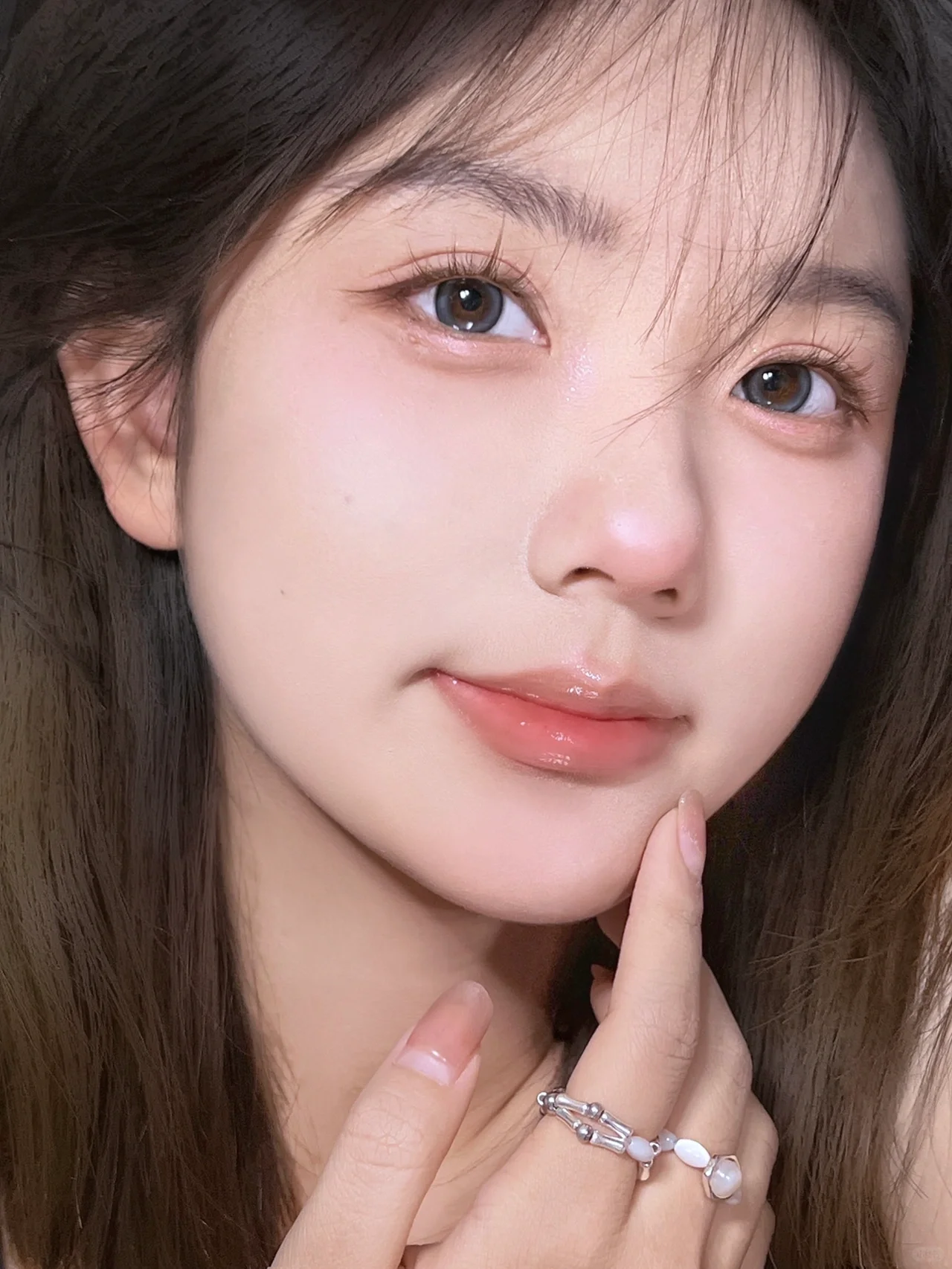 女性拍照场景_美女头像甜美背影