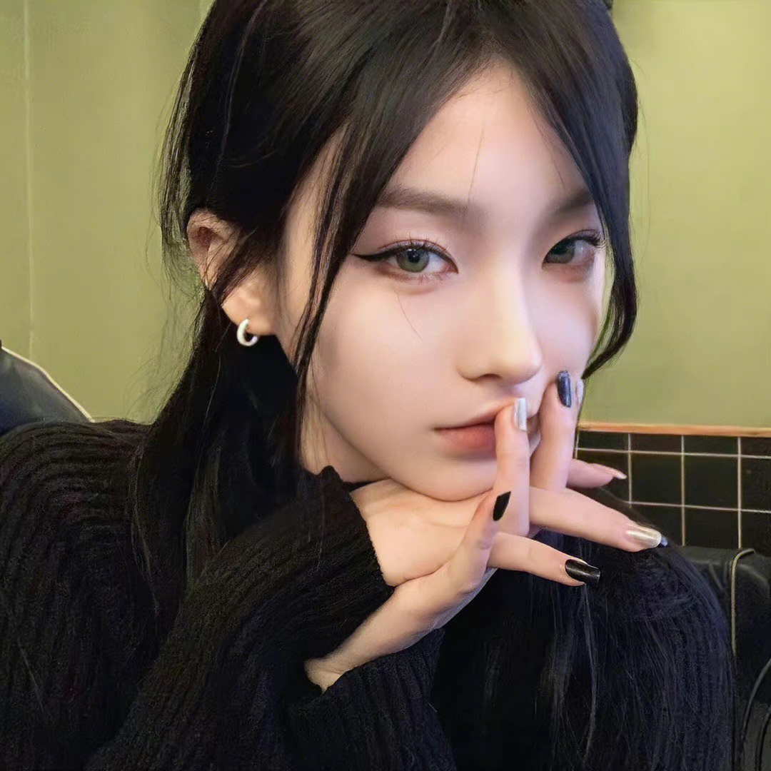 美女图片微信头像_美女照片背影侧面唯美