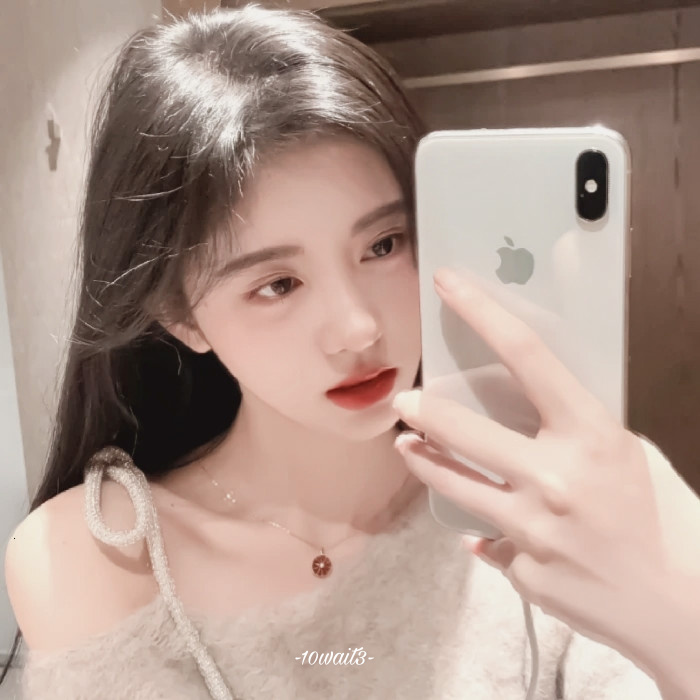 美女壁纸图片2025最新款_美女壁纸锁屏