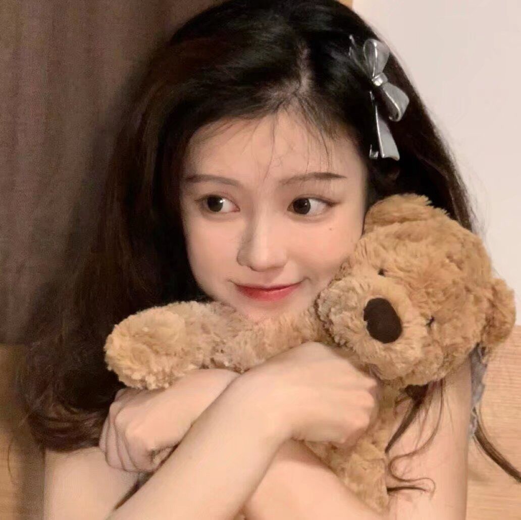 金融证券销售经理个人形象宣传头像套装_美女头像真人侧脸