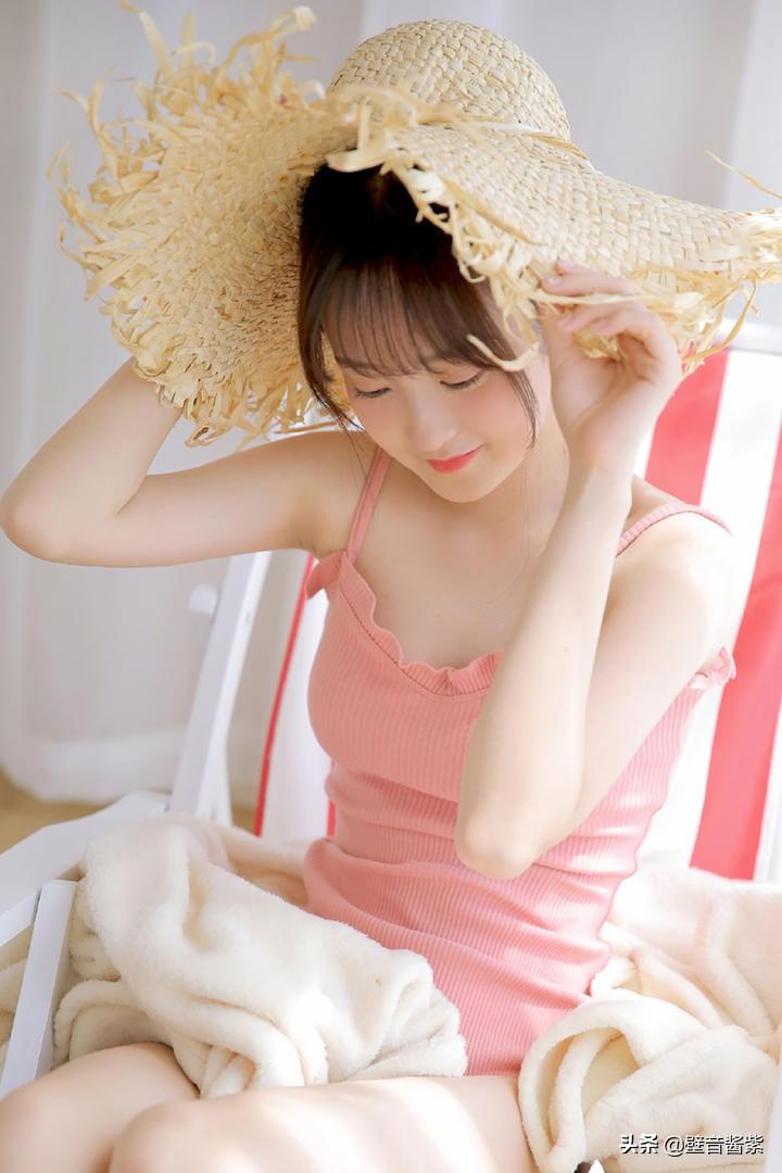 石头小子历险记美女自拍