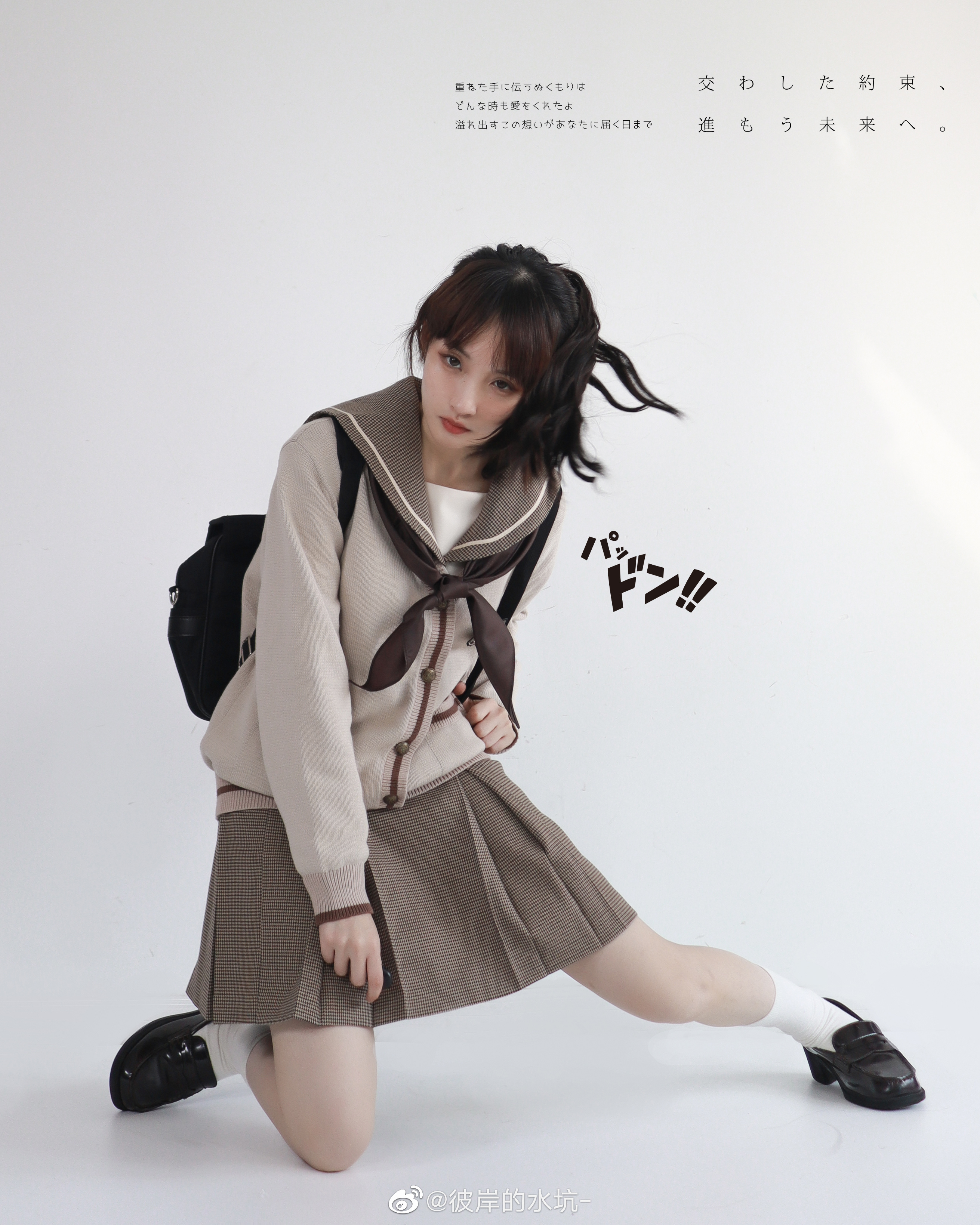 美神降临秋冬氛围感银杏写真_美女时尚街拍