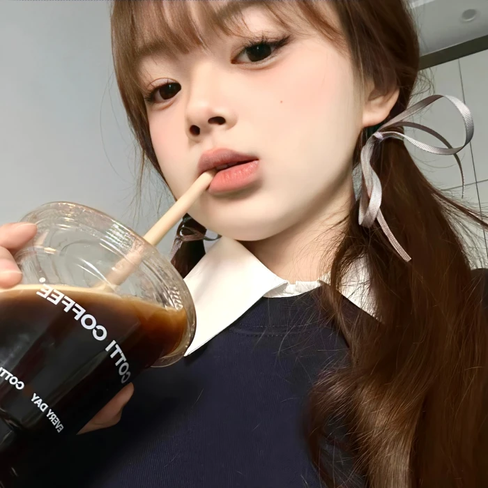 美女头像高冷_美女头像一个人