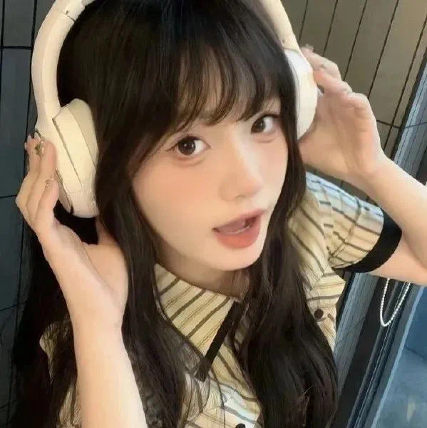 全景记录你和世界_美女头像真人侧脸