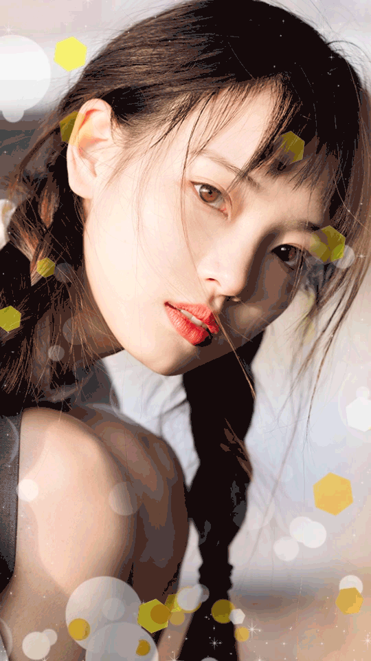 女孩在黄色的花田里_美女壁纸锁屏
