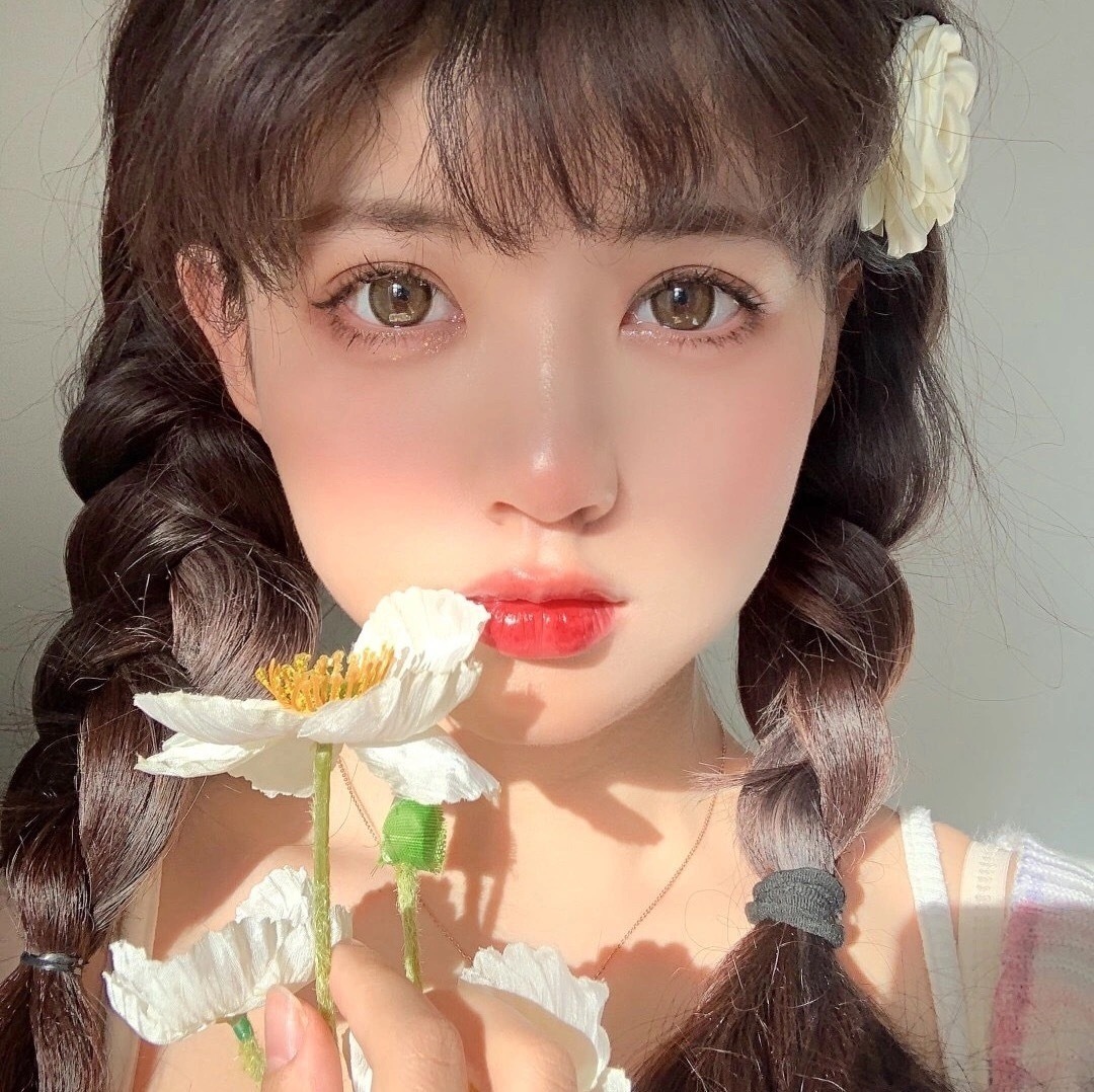 墨茨收集女头真人头像_美女壁纸1920×1080