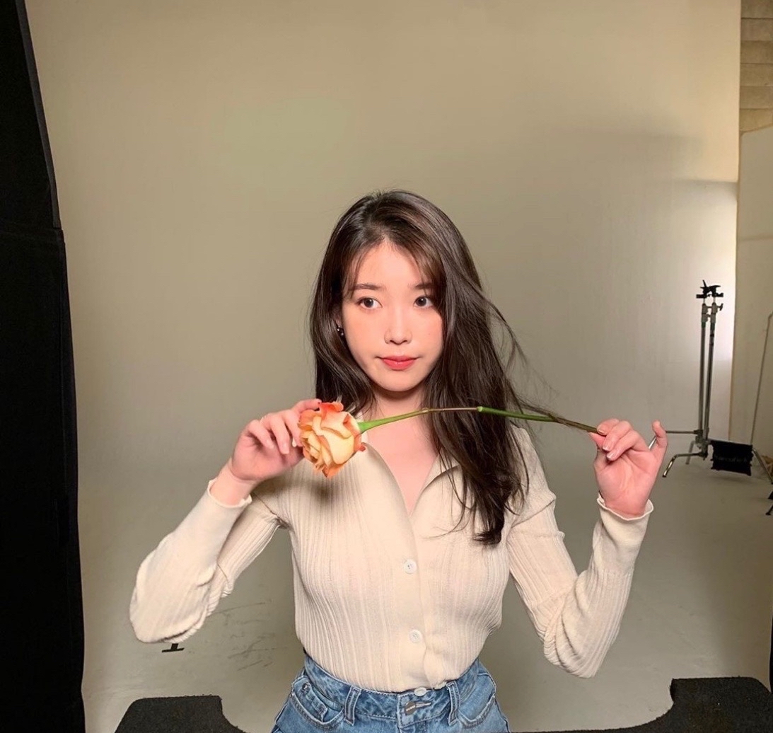 巴塔沙历险记美女图片微信头像侧脸