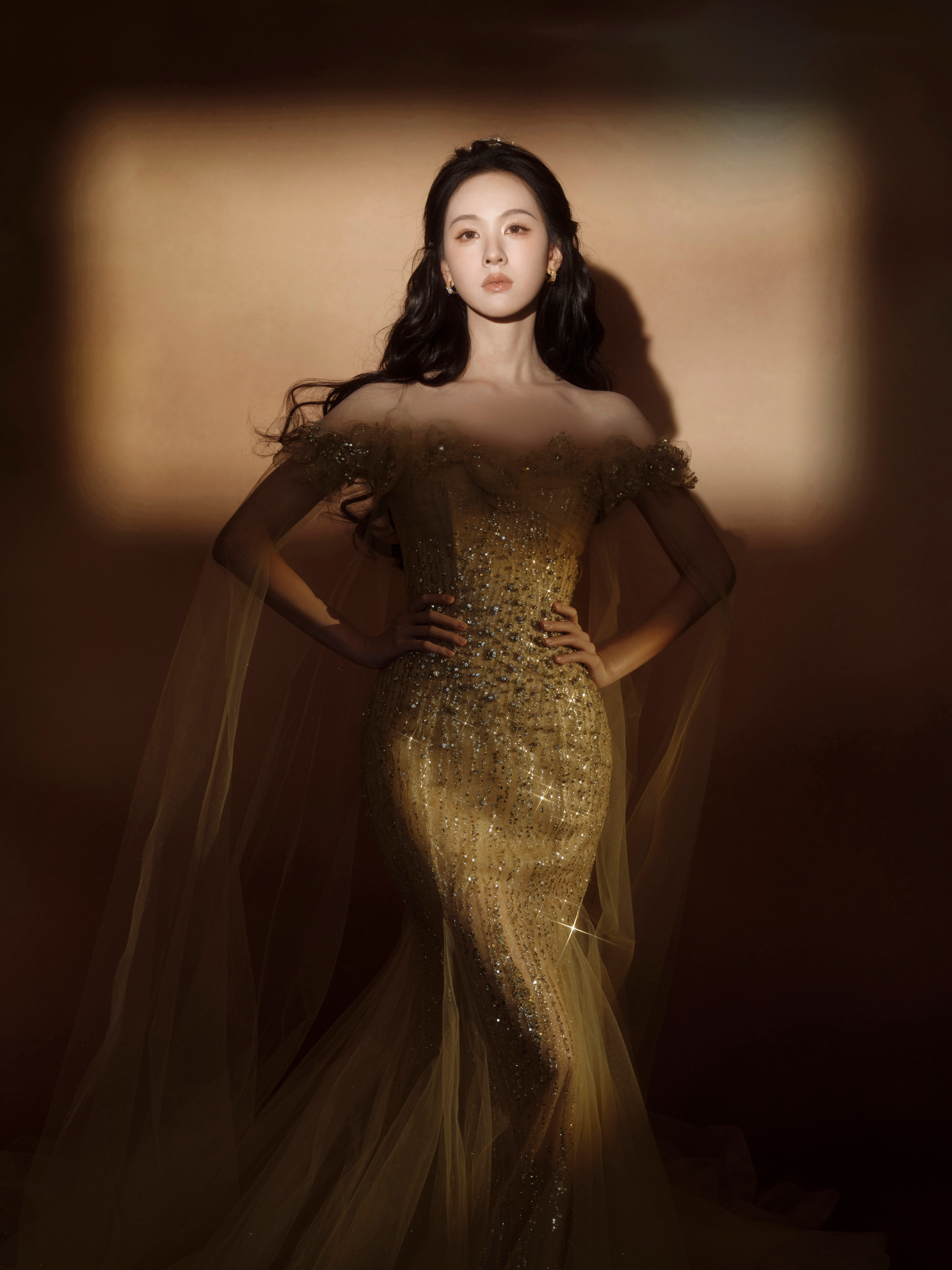 卡通感妇女节女人元素贴纸_美女高雅造型