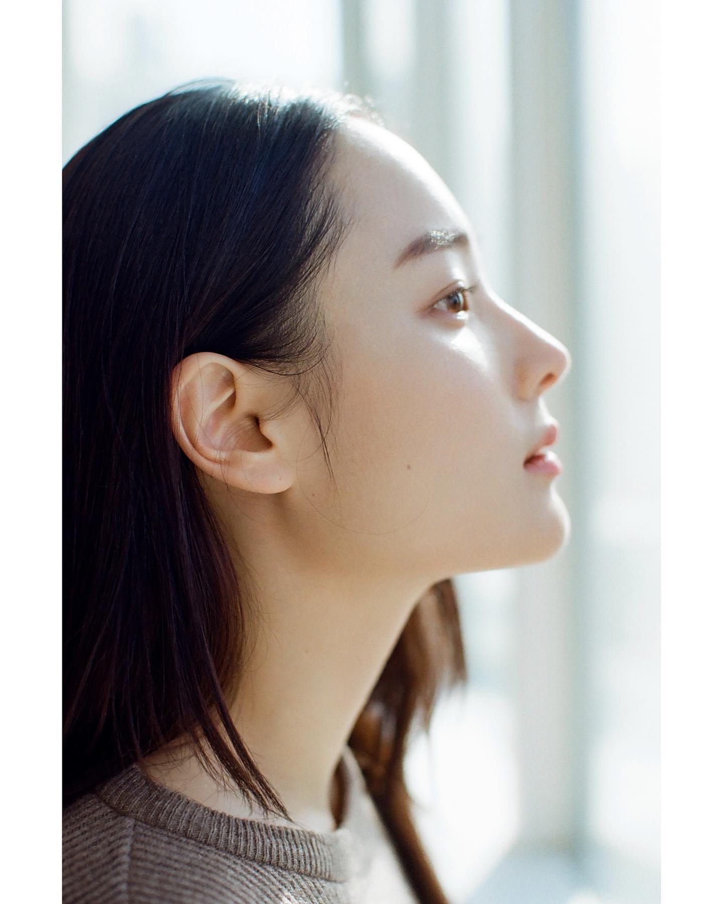 体贴的女人_美女壁纸手机壁纸