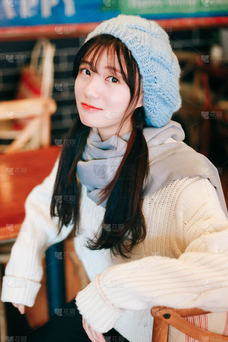 肖像卡通女性人的头部侧面像背景分离多样模板女人头发_美女照片相册壁纸