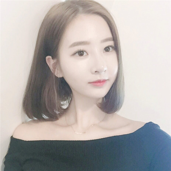 械劫装甲车美女照片