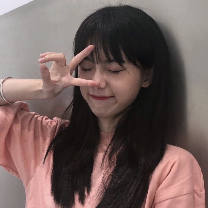 广州旅游商务职业学校女厕被偷拍美女壁纸桌面免费