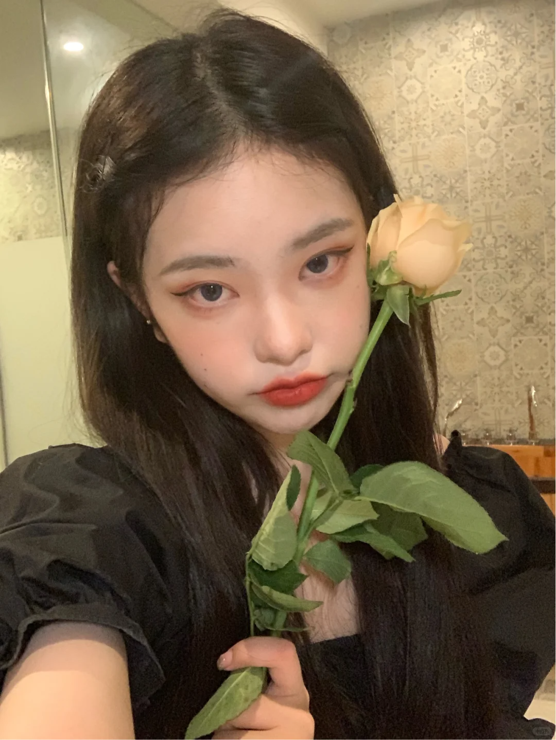 头像_美女头像真人头像简约