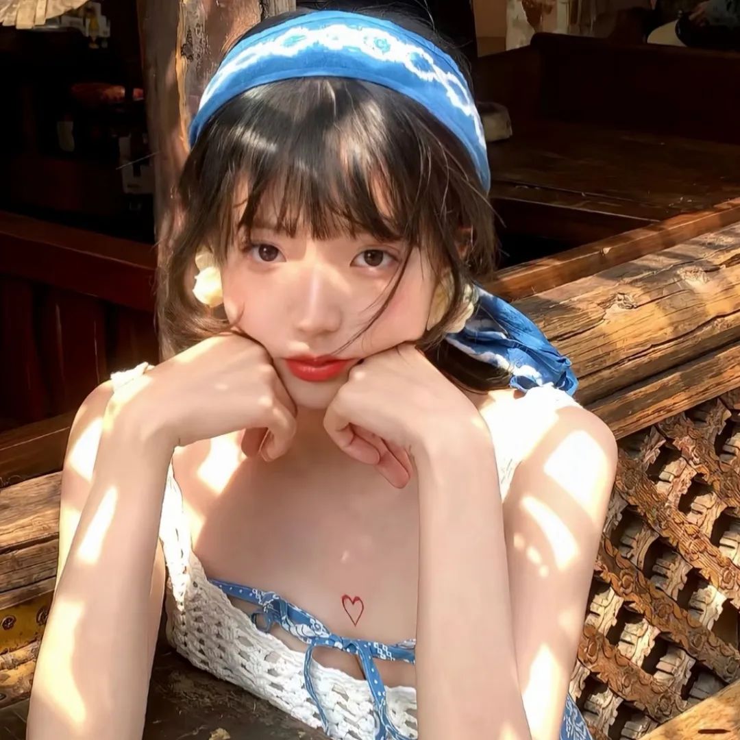 美女头像真实自然背影_美女头像