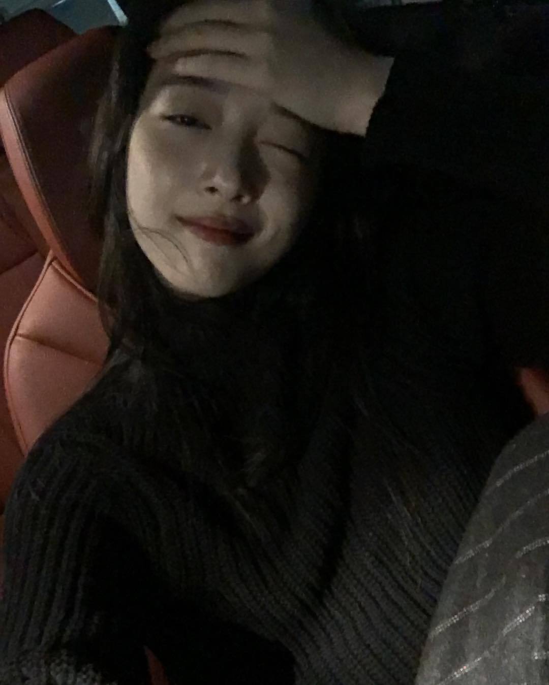 美女自拍_美女照片背影侧面唯美