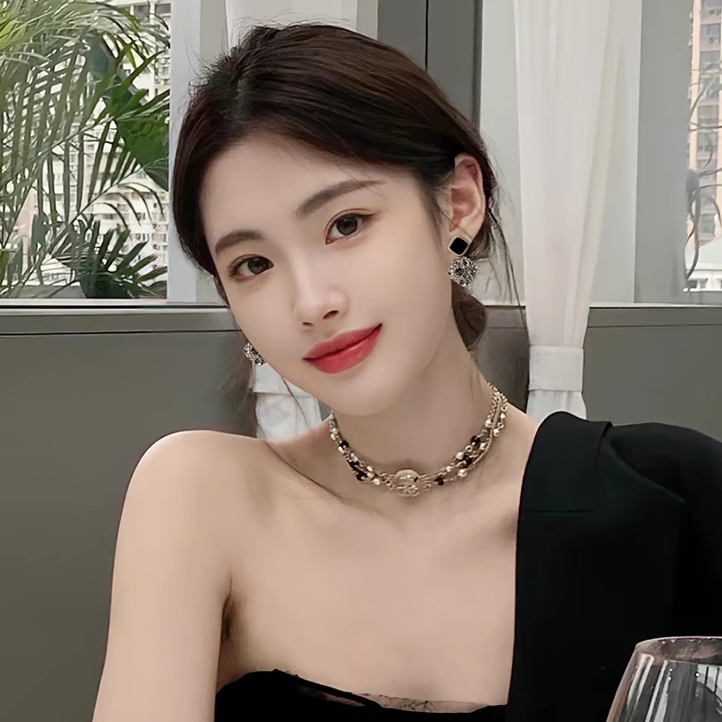 美女壁纸手机壁纸高清_美女自拍