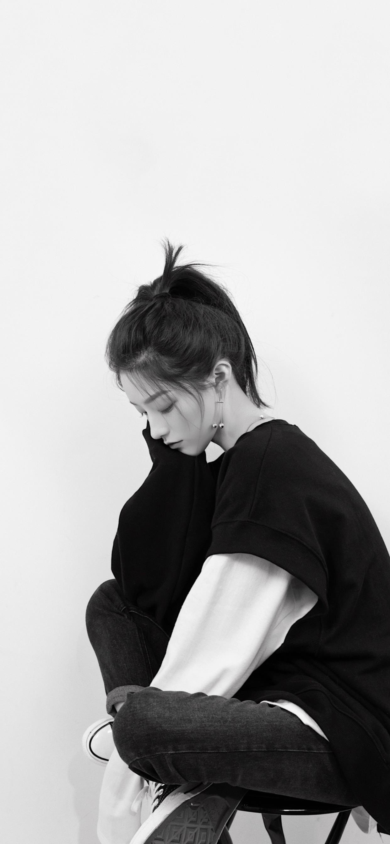 美女图片微信头像侧脸_美女图片微信头像真人