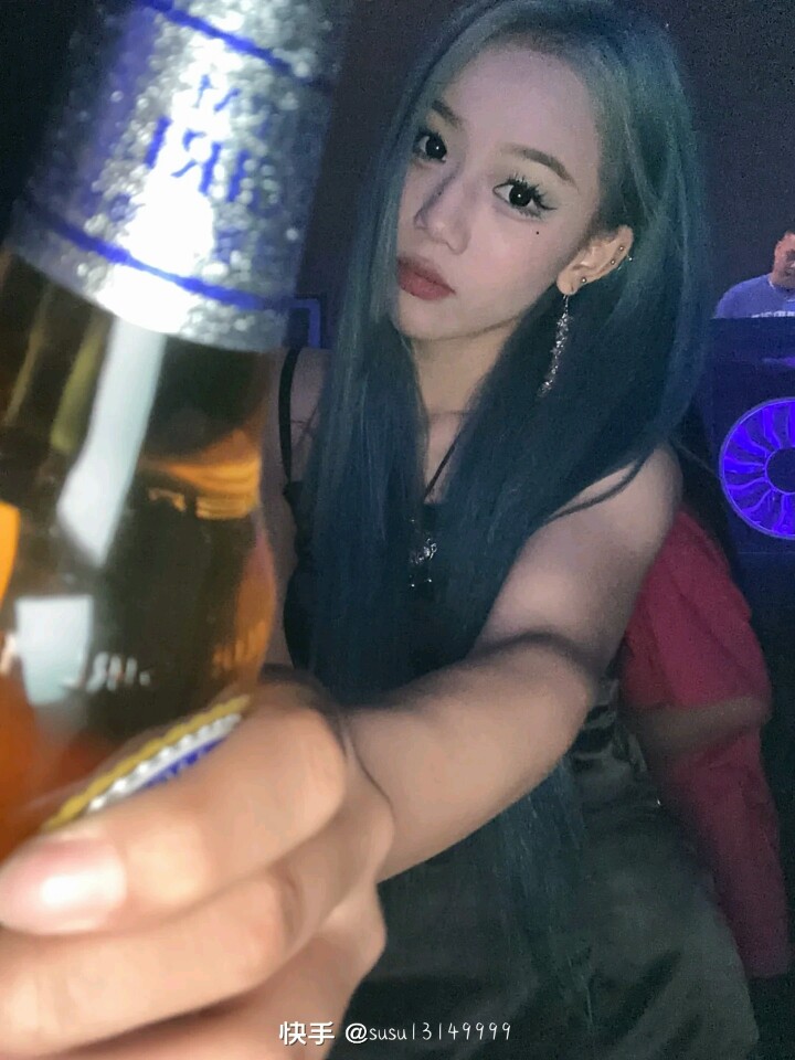 美女图片微信头像真人背影_美女图片微信头像