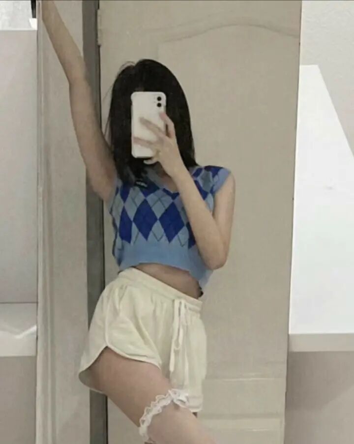 美女图片微信头像背影酷霸气_美女图片微信头像高清头像