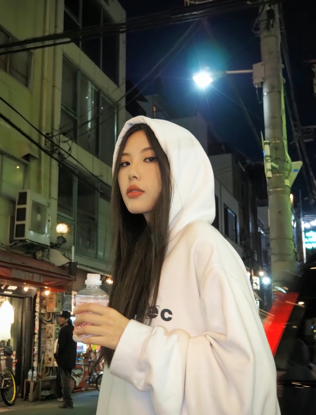 美女照片游泳写真素材_美女自拍