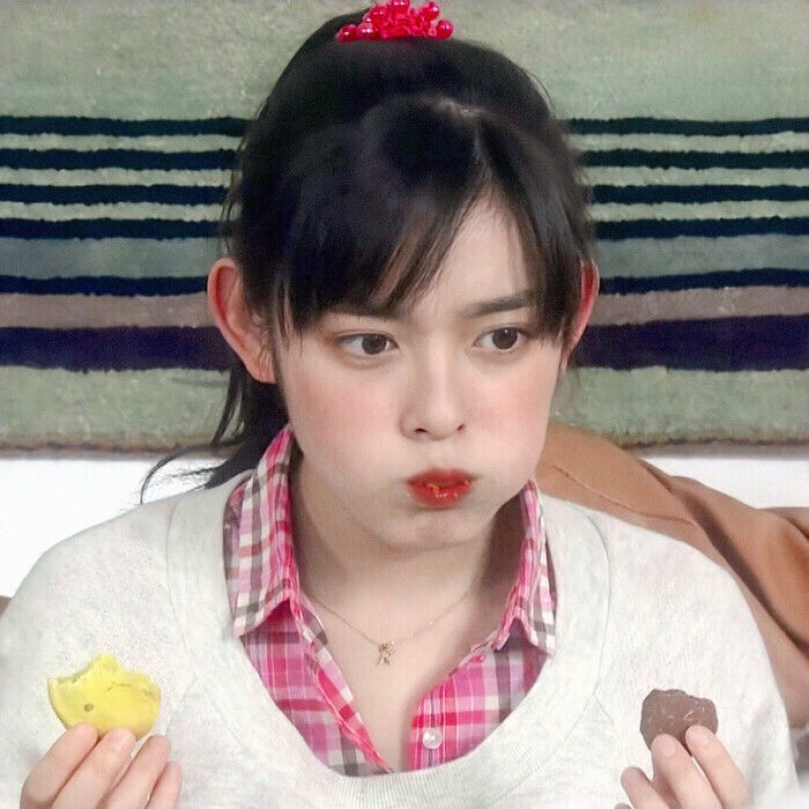 美女自拍_美女头像真人头像高冷