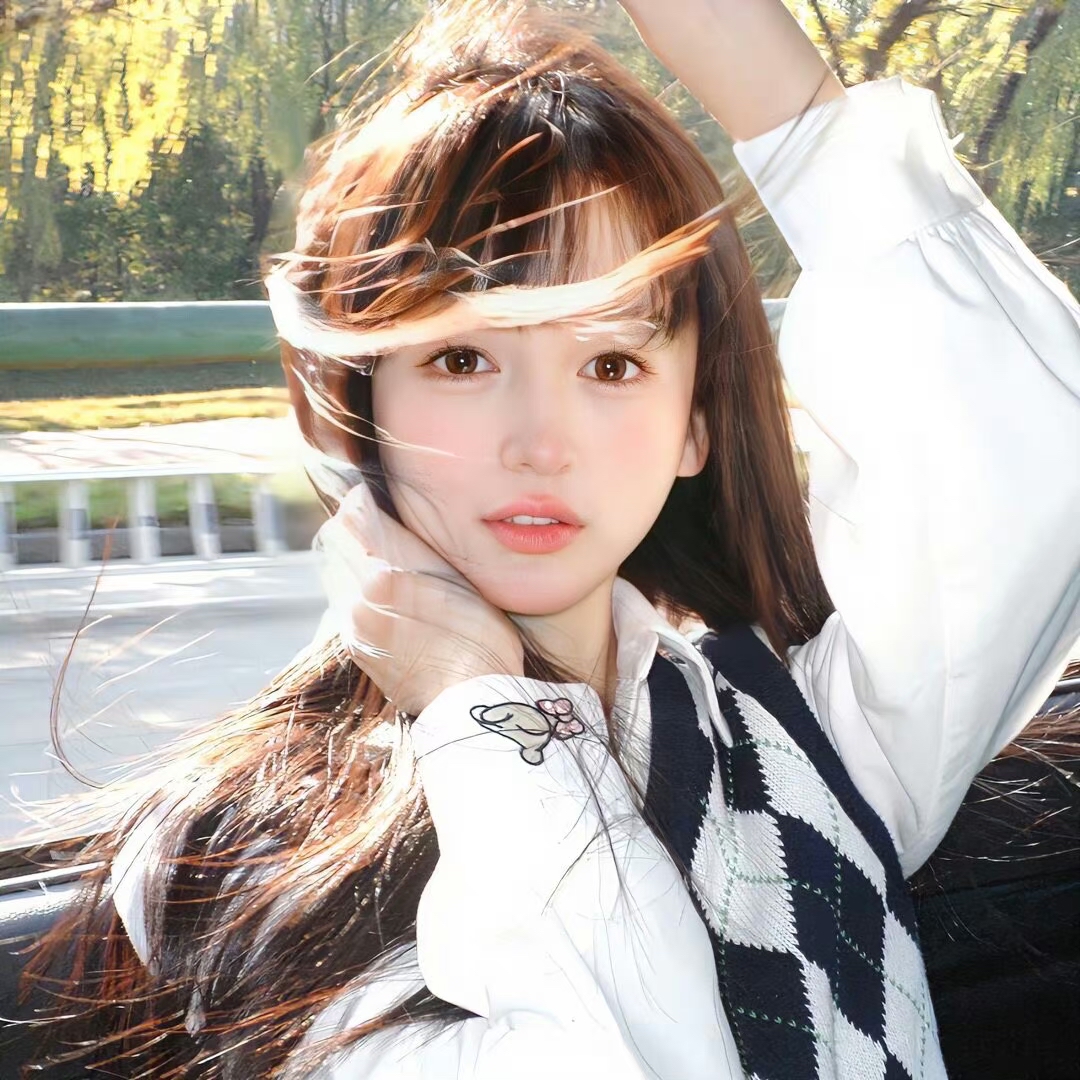 美女自拍_美女头像真人高冷