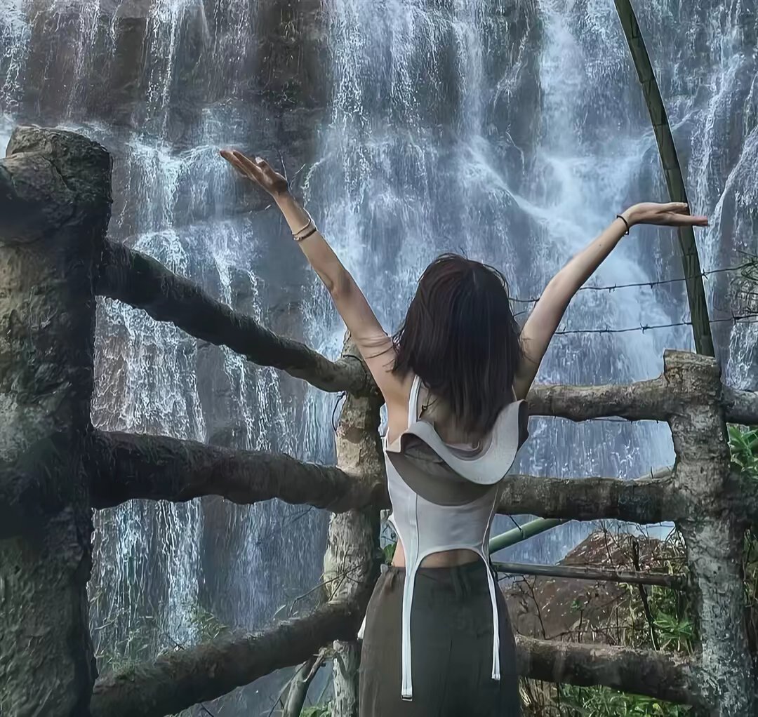美女头像真人很吸引人_美女头像真人侧脸
