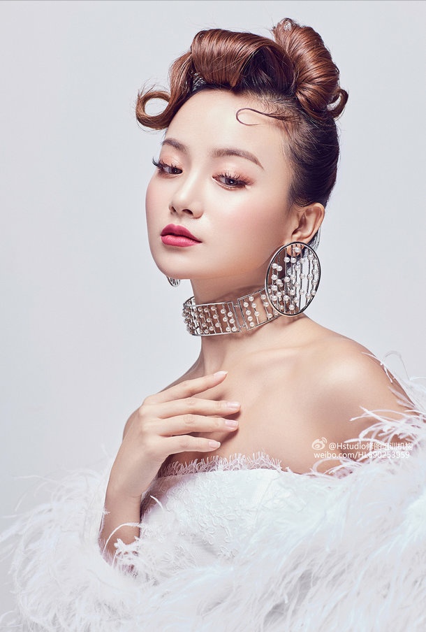 美女自拍_美女头像真人