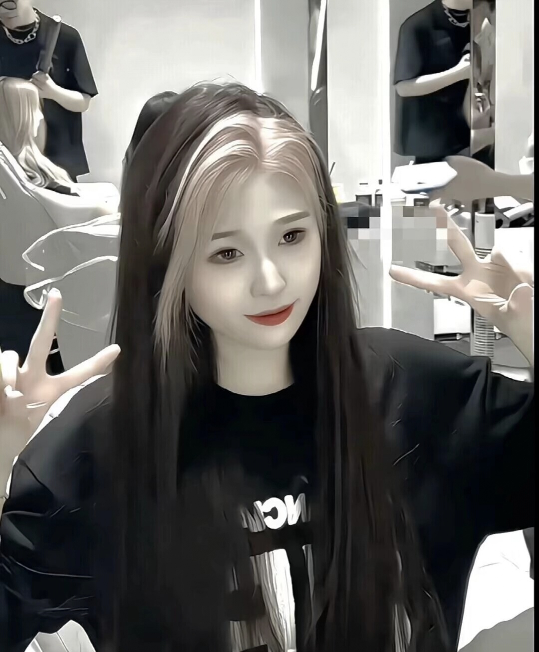 美女壁纸风景_美女头像甜美