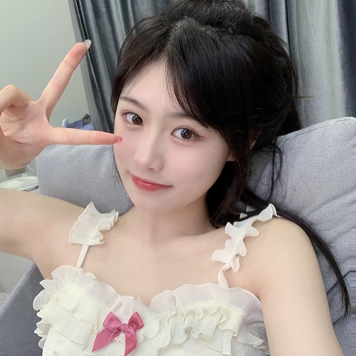 美女壁纸全屏_美女壁纸